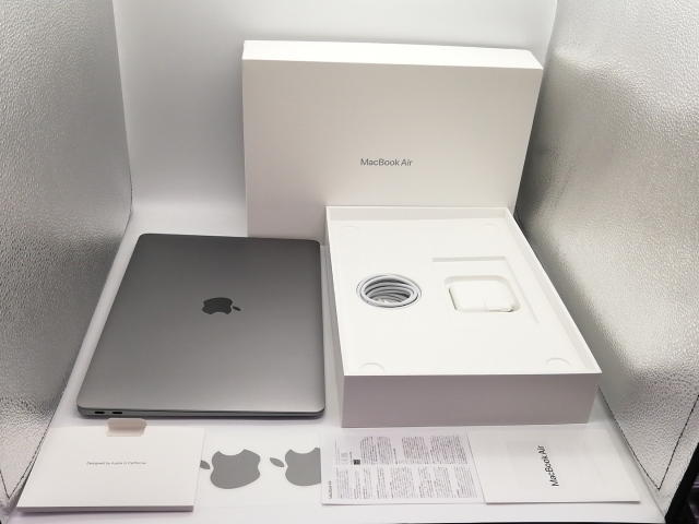 箱＆充電器付き】MacBook Air 2020 8GB/256GB グレー 最速発送】Apple