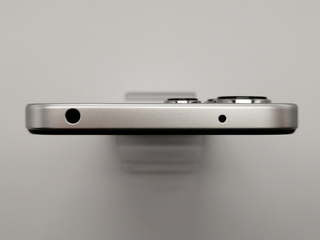 【中古】Xiaomi SoftBank 【SIMフリー】 Redmi 12 5G 4GB 128GB ムーンライトホワイト A401XM【大須アメ横】保証期間１ヶ月【ランクB】_2