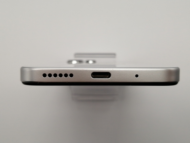 【中古】Xiaomi SoftBank 【SIMフリー】 Redmi 12 5G 4GB 128GB ムーンライトホワイト A401XM【大須アメ横】保証期間１ヶ月【ランクB】_4