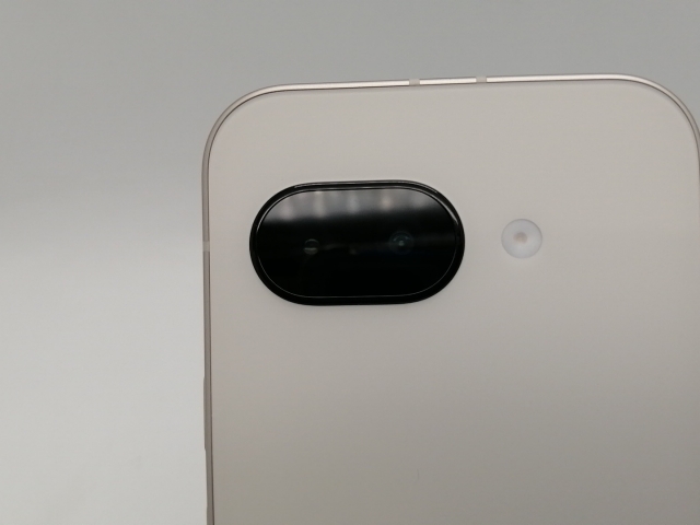 【中古】Google docomo 【SIMフリー】 Pixel 9a ポーセリン 8GB 128GB【広島本通】保証期間１ヶ月【ランクA】_6
