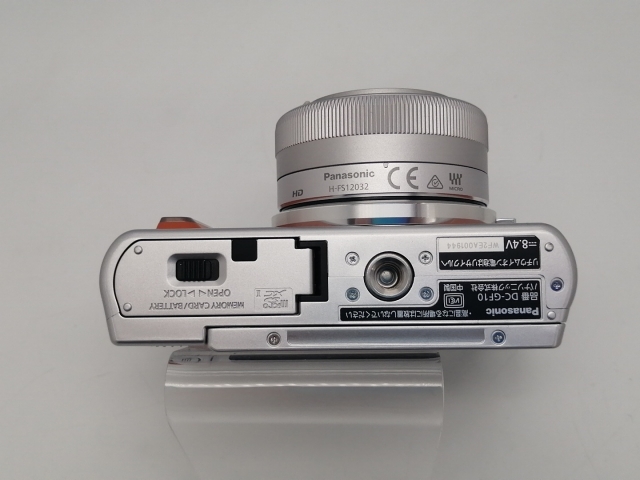 中古】Panasonic LUMIX GF10 ダブルレンズキット DC-GF10W-D オレンジ