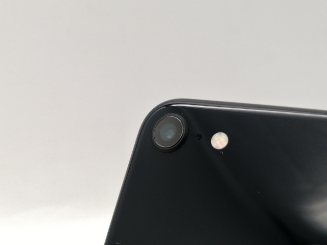 【中古】Apple au 【SIMフリー】 iPhone SE（第3世代） 128GB ミッドナイト MMYF3J/A【広島本通】保証期間１ヶ月【ランクB】_6