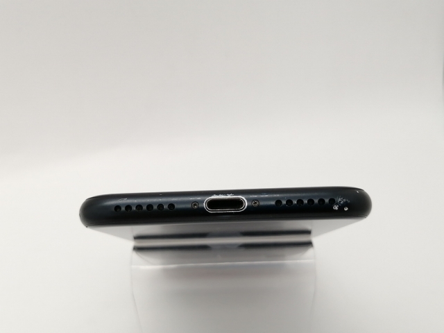 【中古】Apple 国内版 【SIMフリー】 iPhone SE（第3世代） 128GB ミッドナイト MMYF3J/A【広島本通】保証期間１ヶ月【ランクC】_4