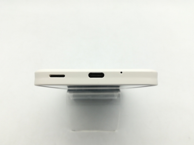 【中古】SHARP docomo 【SIMフリー】 AQUOS wish2 ホワイト 4GB 64GB SH-51C【神戸】保証期間１ヶ月【ランクA】_4