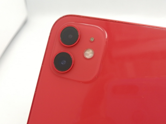 【中古】Apple docomo 【SIMロック解除済み】 iPhone 12 64GB (PRODUCT)RED MGHQ3J/A【広島本通】保証期間１ヶ月【ランクC】_6