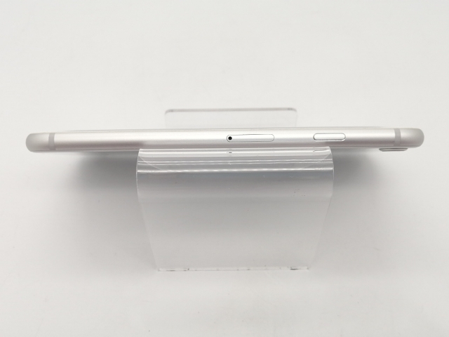 【中古】Apple au 【SIMロック解除済み】 iPhone 8 64GB シルバー MQ792J/A【広島本通】保証期間１ヶ月【ランクC】_5