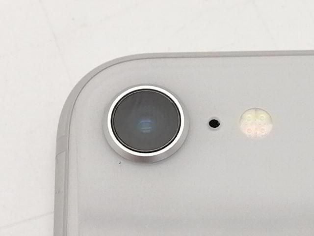 【中古】Apple au 【SIMロック解除済み】 iPhone 8 64GB シルバー MQ792J/A【広島本通】保証期間１ヶ月【ランクC】_6