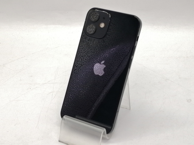 【中古】Apple au 【SIMロック解除済み】 iPhone 12 mini 256GB ブラック MGDR3J/A【大須アメ横】保証期間１ヶ月【ランクC】