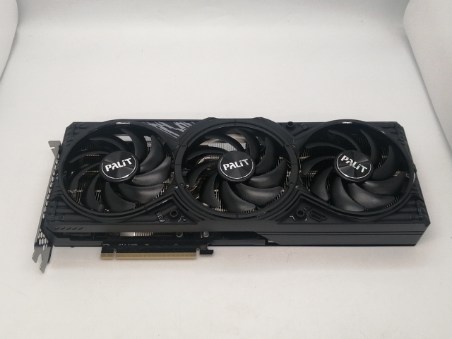 【中古】Palit GeForce RTX 5070 Ti GamingPro-S 16GB(NE7507T019T2-GB2031U ) RTX5070Ti/16G【広島本通】言いはなつ継続期間１週