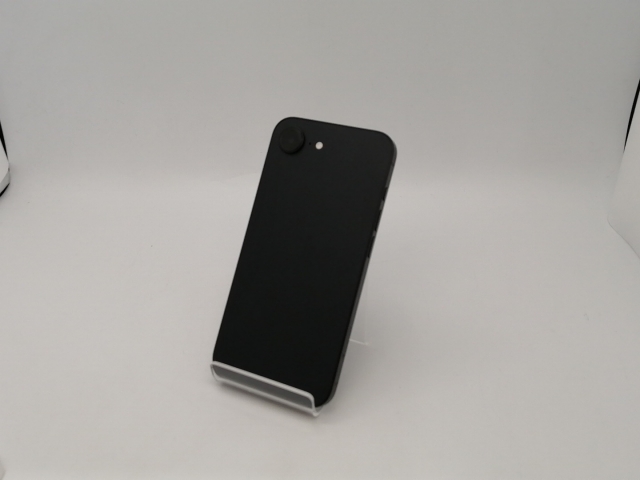 【中古】Apple 国内版 【SIMフリー】 iPhone 16e 128GB ブラック MD1Q4J/A【小倉駅前】保証期間１ヶ月【ランクA】