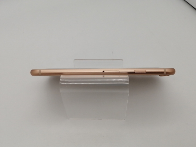【中古】Apple docomo 【SIMロック解除済み】 iPhone 8 64GB ゴールド MQ7A2J/A【広島本通】保証期間１ヶ月【ランクC】_5