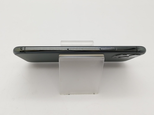 中古】Apple docomo 【SIMロック解除済み】 iPhone 11 Pro 256GB 