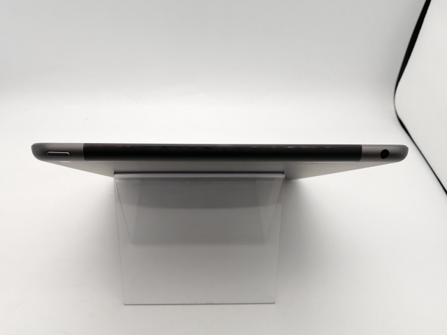【中古】Apple docomo 【SIMフリー】 iPad（第9世代/2021） 64GB スペースグレイ MK473J/A【広島本通】保証期間１ヶ月【ランクC】_2