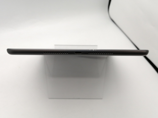 【中古】Apple docomo 【SIMフリー】 iPad（第9世代/2021） 64GB スペースグレイ MK473J/A【広島本通】保証期間１ヶ月【ランクC】_4