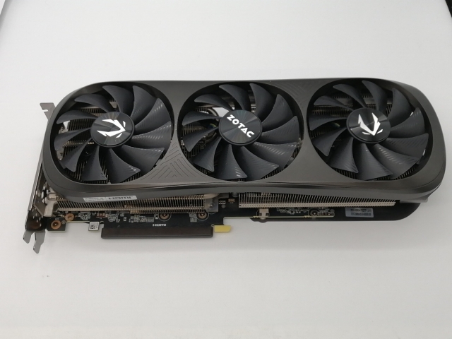 【中古】ZOTAC GeForce RTX 4070 Ti SUPER ZT-D40730D-10P RTX4070TiSuper/16GB (GDDR6X)【広島本通】保証期間１週間