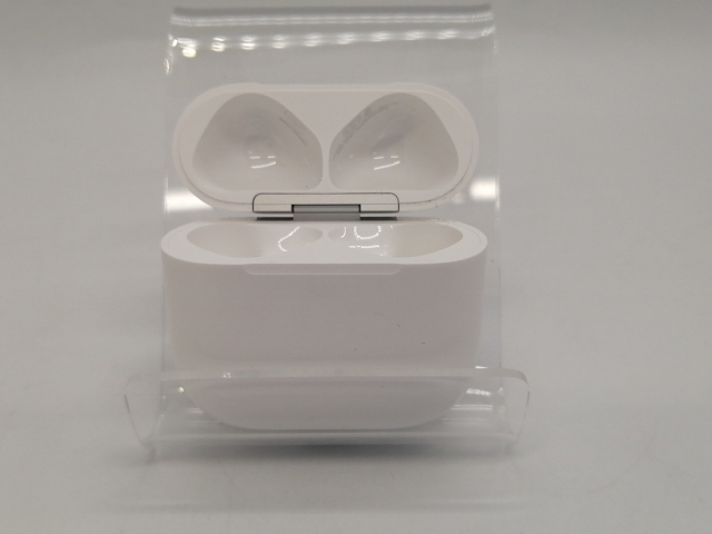 AirPods 4 ノイズキャンセリング＋カバーケースセットMXP93J/A Apple