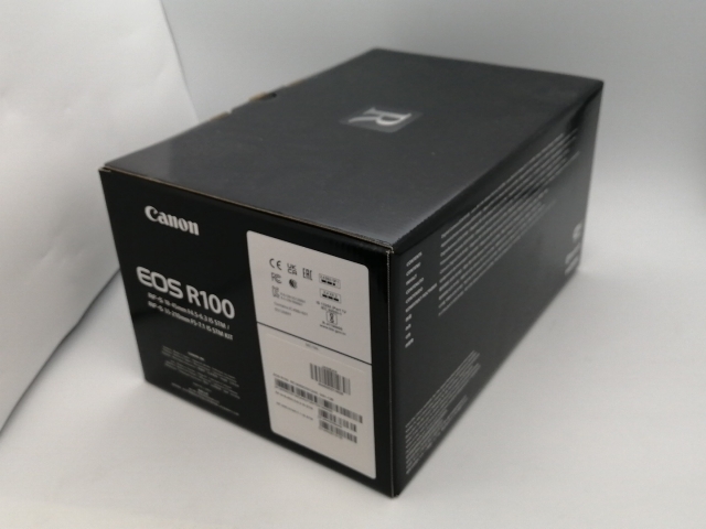 未使用】Canon EOS R100 ダブルズームキット ブラック【広島本通】保証