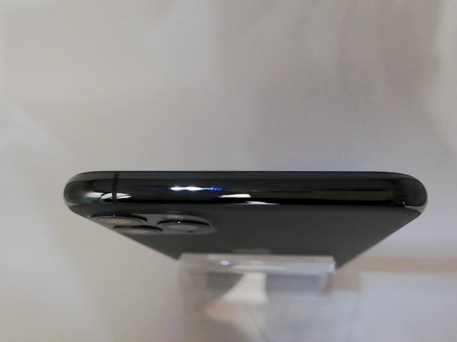 iPhone11pro 64GB au端末 SIMロック解除済み（auが中古・解約