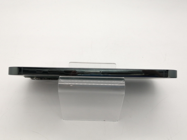 【中古】Apple au 【SIMフリー】 iPhone 13 Pro Max 256GB アルパイングリーン MNCV3J/A【福岡天神】保証期間１ヶ月【ランクB】_3