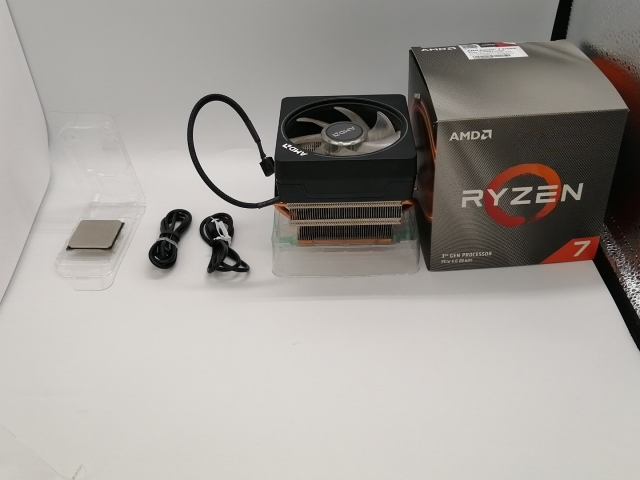 中古】AMD Ryzen 7 3700X BOX Ryzen 7 3700X BOXの製品画像