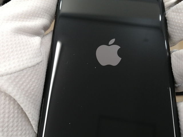 【中古】Apple au 【SIMロック解除済み】 iPhone SE（第2世代） 128GB ブラック MXD02J/A【アリオ倉敷】保証期間１ヶ月【ランクC】
