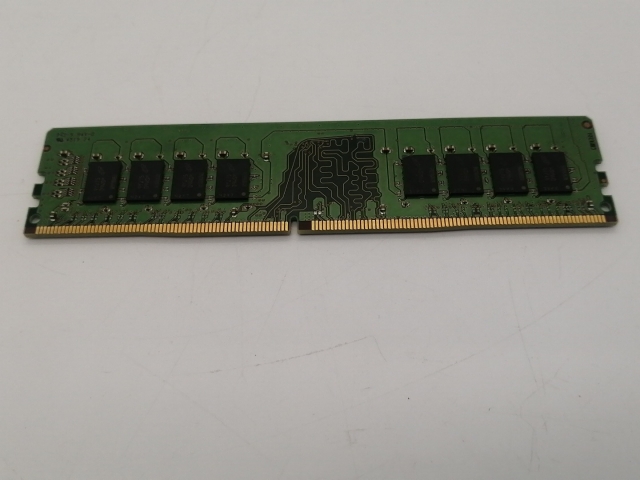 【中古】DDR4 16GB PC4-25600(DDR4-3200)【デスクトップPC用】【広島本通】保証期間１週間