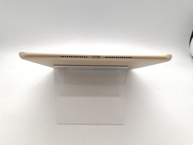 【中古】Apple SoftBank 【SIMロック解除済み】 iPad（第5世代/2017） 32GB ゴールド MPG42J/A【広島本通】保証期間１ヶ月【ランクC】_3