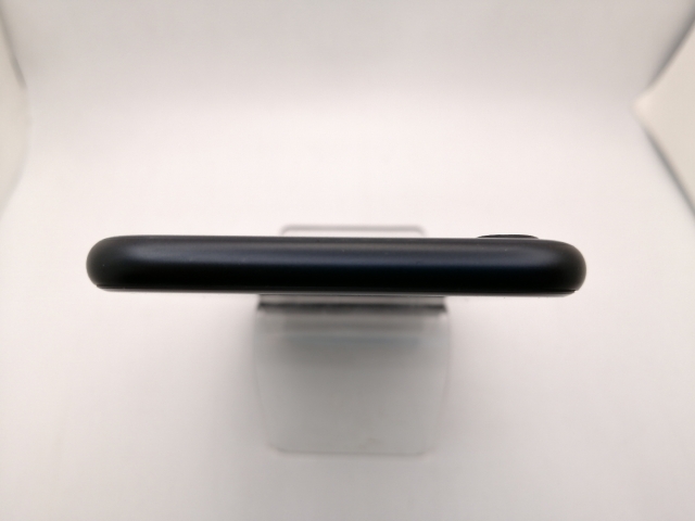 【中古】Apple au 【SIMフリー】 iPhone SE（第3世代） 128GB ミッドナイト MMYF3J/A【三宮駅前】保証期間１ヶ月【ランクB】_2