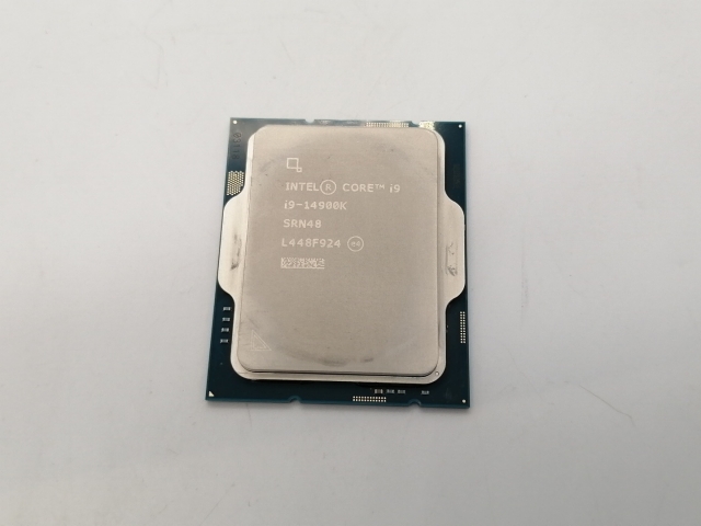 【中古】Intel Core i9-14900K(3.2GHz) Box LGA1700/24C(P:8C/E:16C)/32T/L3 36M/UHD770/PBP125W【広島本通】保証期間１週間