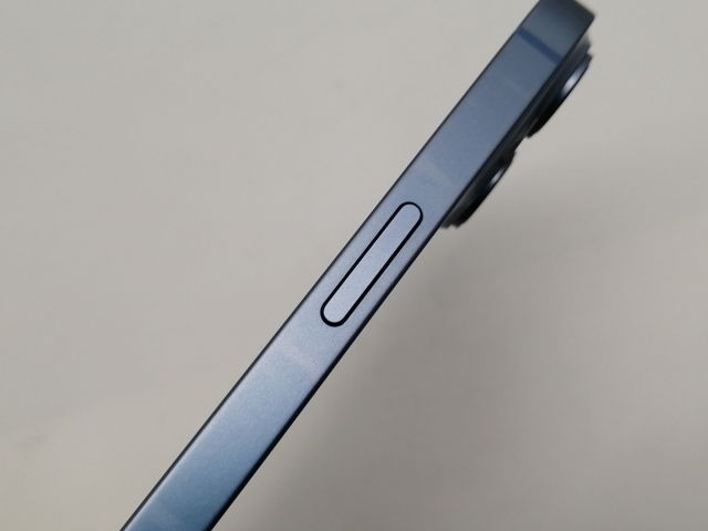 【中古】Apple SoftBank 【SIMフリー】 iPhone 14 256GB ブルー MPWN3J/A【広島本通】保証期間１ヶ月【ランクA】