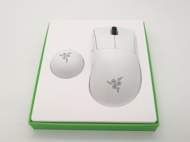 【中古】Razer DeathAdder V4 Pro RZ01-05330200-R3A1 [ホワイト]【広島本通】保証期間１週間