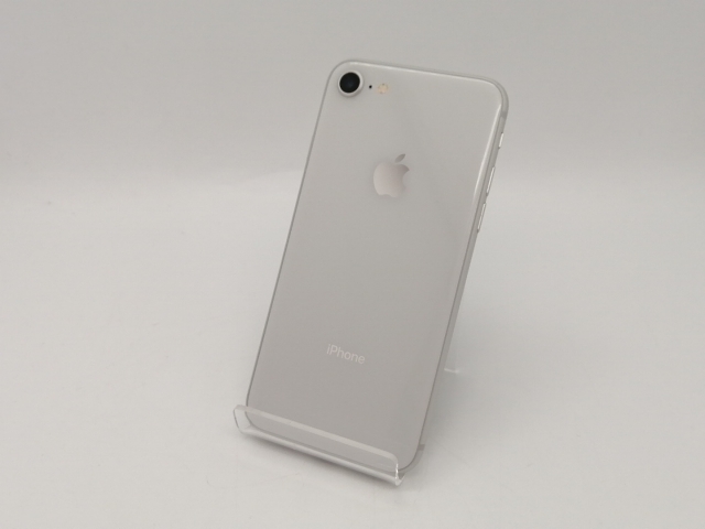 【中古】Apple au 【SIMロック解除済み】 iPhone 8 64GB シルバー MQ792J/A【広島本通】保証期間１ヶ月【ランクB】