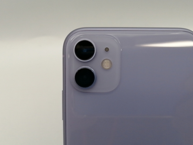中古】Apple SoftBank 【SIMロック解除済み】 iPhone 11 64GB