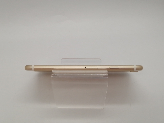 【中古】Apple docomo 【SIMロック解除済み】 iPhone 7 32GB ゴールド MNCG2J/A【大須】保証期間１ヶ月【ランクC】_3