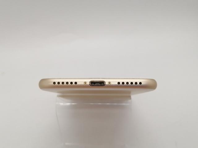 【中古】Apple docomo 【SIMロック解除済み】 iPhone 7 32GB ゴールド MNCG2J/A【大須】保証期間１ヶ月【ランクC】_4