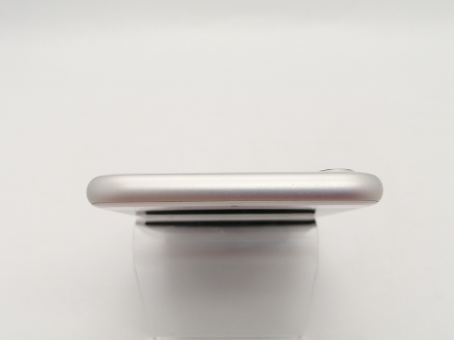【中古】Apple docomo 【SIMロック解除済み】 iPhone 8 64GB シルバー MQ792J/A【広島本通】保証期間１ヶ月【ランクC】_2