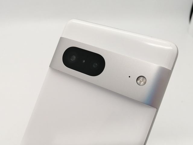 中古】Google au 【SIMフリー】 Pixel 7 スノー 8GB 128GB G03Z5【広島