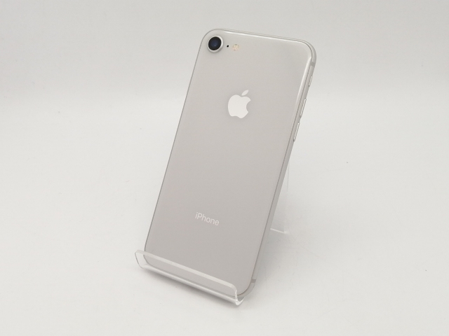【中古】Apple au 【SIMロック解除済み】 iPhone 8 64GB シルバー MQ792J/A【大須アメ横】保証期間１ヶ月【ランクC】