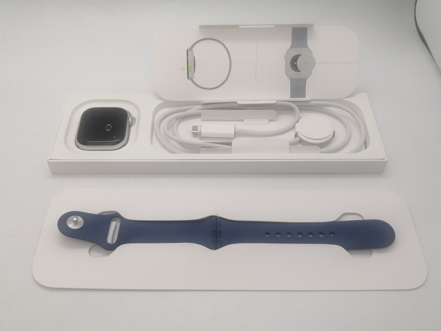 【中古】Apple Apple Watch Series10 42mm GPS シルバーアルミニウムケース/デニムスポーツバンド (S/M) MWWA3J/A【広島本通】保証期間１ヶ月【ランクB】_6