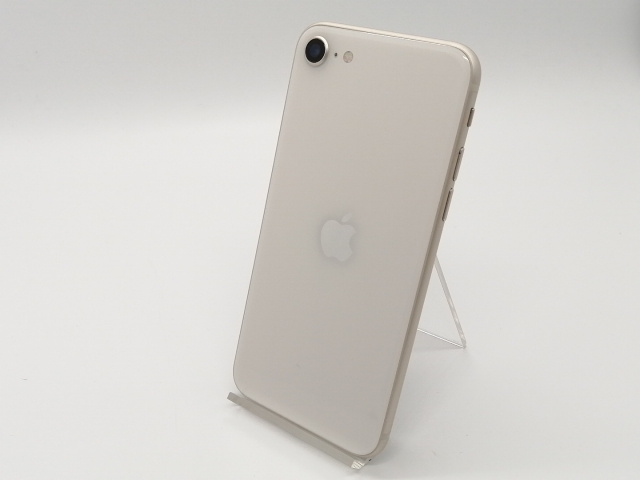 【中古】Apple au 【SIMフリー】 iPhone SE（第3世代） 64GB スターライト MMYD3J/A【小倉駅前】保証期間１ヶ月【ランクC】