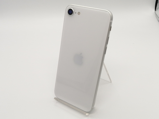 【中古】Apple au 【SIMロック解除済み】 iPhone SE（第2世代） 64GB ホワイト MHGQ3J/A（後期型番）【小倉駅前】保証期間１ヶ月【ランクB】