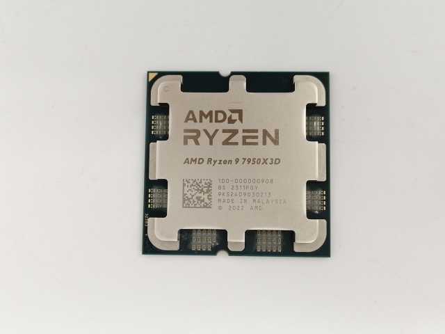 【中古】AMD Ryzen 9 7950X3D (4.2GHz/TC:5.7GHz) BOX AM5/16C/32T/L3 128MB/Radeon Graphics/TDP 120W【小倉駅前】保証期間１週間