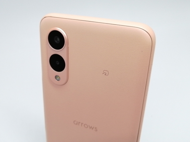 arrows We2 F-52E ライトオレンジ Amazon | arrows We2 F-52E 【ライトオレンジ】ドコモ版SIM