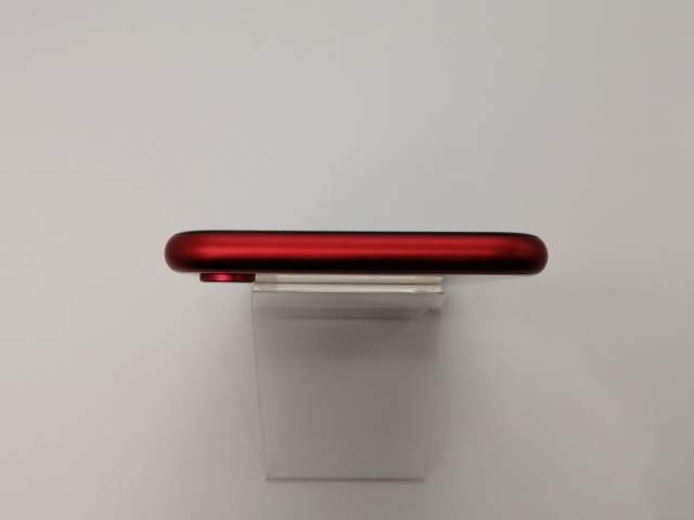 iPhone XR 128GB RED本体　128GB SIM解除済み Amazon | 【整備済み品】 Apple iPhone XR 128GB (PRODUCT)RED