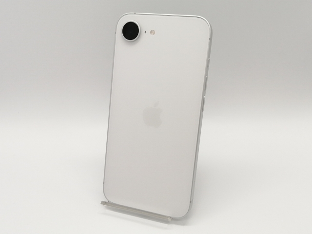 【中古】Apple au 【SIMフリー】 iPhone 16e 128GB ホワイト MD1R4J/A【博多】保証期間１ヶ月【ランクA】