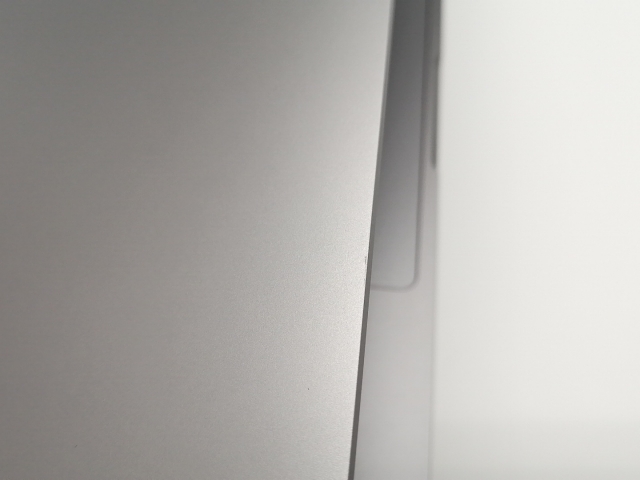 【中古】Apple MacBook Pro 13インチ M2(CPU:8C/GPU:10C) 8GB/256GB スペースグレイ MNEH3J/A (M2・2022)【小倉駅前】保証期間１ヶ月【ランクA】_6