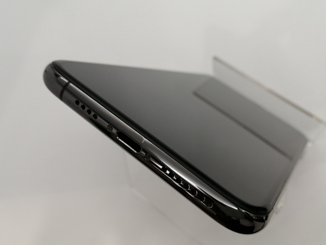 【中古】Apple SoftBank 【SIMロック解除済み】 iPhone 11 Pro Max 64GB スペースグレイ MWHD2J/A【小倉駅前】保証期間１ヶ月【ランクB】_4