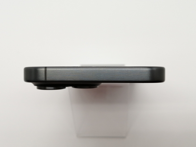【中古】Apple 国内版 【SIMフリー】 iPhone 15 Pro Max 256GB ブラックチタニウム MU6P3J/A【広島】保証期間１ヶ月【ランクA】