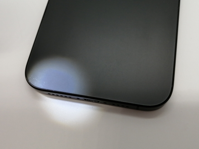 【中古】Apple 国内版 【SIMフリー】 iPhone 15 Pro Max 256GB ブラックチタニウム MU6P3J/A【広島】保証期間１ヶ月【ランクA】