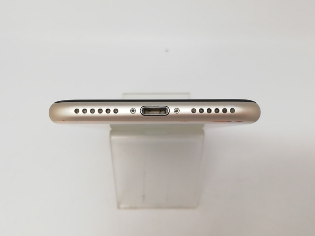 【中古】Apple ymobile 【SIMフリー】 iPhone SE（第3世代） 128GB スターライト MMYG3J/A【アリオ倉敷】保証期間１ヶ月【ランクA】_4